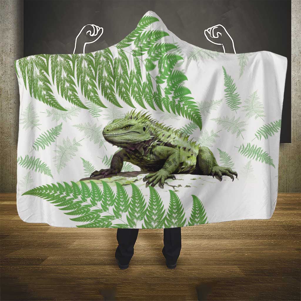Green New Zealand Tuatara Hooded Blanket Aotearoa Sphenodon Punctatus Silver Fern LT14 - Polynesian Pride