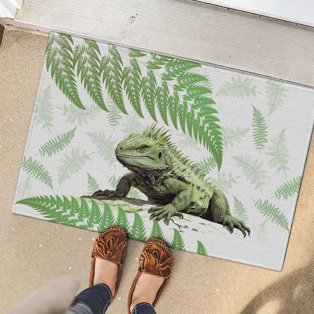 Green New Zealand Tuatara Rubber Doormat Aotearoa Sphenodon Punctatus Silver Fern LT14 - Polynesian Pride
