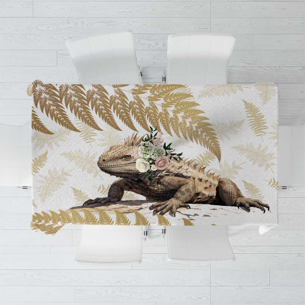 Gold New Zealand Tuatara Tablecloth Aotearoa Sphenodon Punctatus Silver Fern LT14 Gold - Polynesian Pride