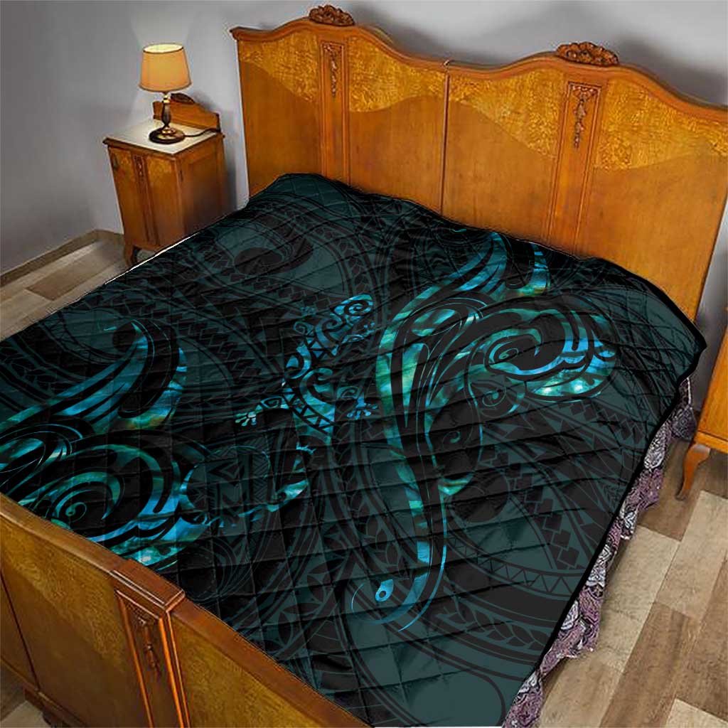 New Zealand Skink Quilt Aotearoa Maori Mix Paua Shell