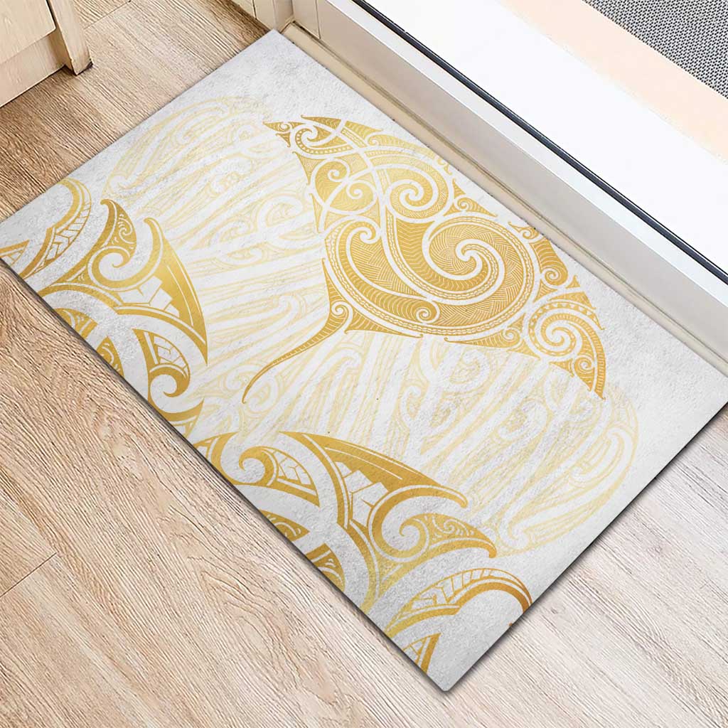Gold White New Zealand Manta Ray Rubber Doormat Aotearoa Maori Haehae LT14 - Polynesian Pride