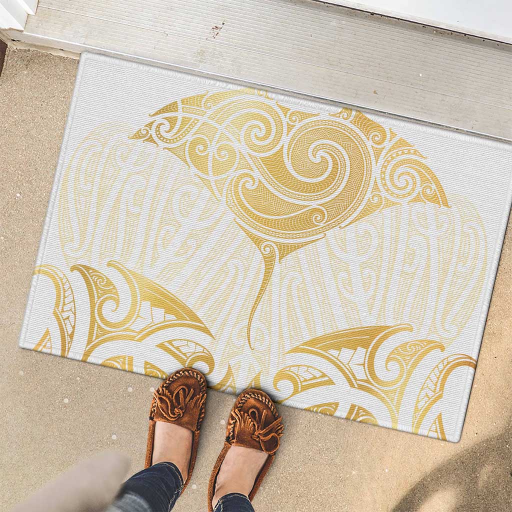 Gold White New Zealand Manta Ray Rubber Doormat Aotearoa Maori Haehae LT14 - Polynesian Pride