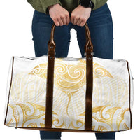 Gold White New Zealand Manta Ray Travel Bag Aotearoa Maori Haehae - Polynesian Pride