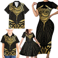 Gold Black New Zealand Manta Ray Family Matching Short Sleeve Bodycon Dress and Hawaiian Shirt Aotearoa Maori Haehae - Polynesian Pride