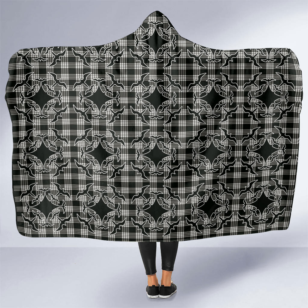 Eleele Hawaii Iwa Bird Palaka Motifs Hooded Blanket LT14 One Size Black - Polynesian Pride