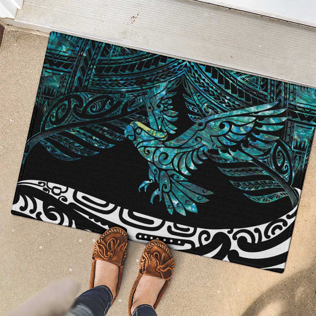 New Zealand Sulphur-crested Cockatoo Rubber Doormat Aotearoa Maori Mix Paua Shell
