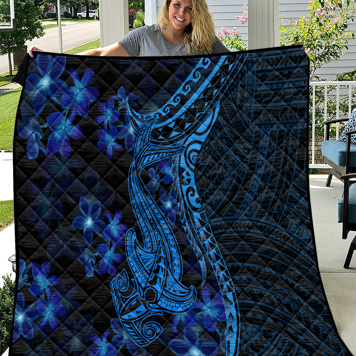 Blue Polynesia Shark Tattoo Quilt With Polynesian Plumeria LT14 Blue - Polynesian Pride