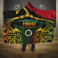 Vanuatu 1980 Hooded Blanket Hapi 45 Yia Indipendens Anivesari LT14 - Polynesian Pride