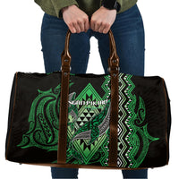 Aotearoa Iwi Ngati Pikiao Travel Bag NZ Maori Humpback Whale Taniko Motifs LT14 Green - Polynesian Pride