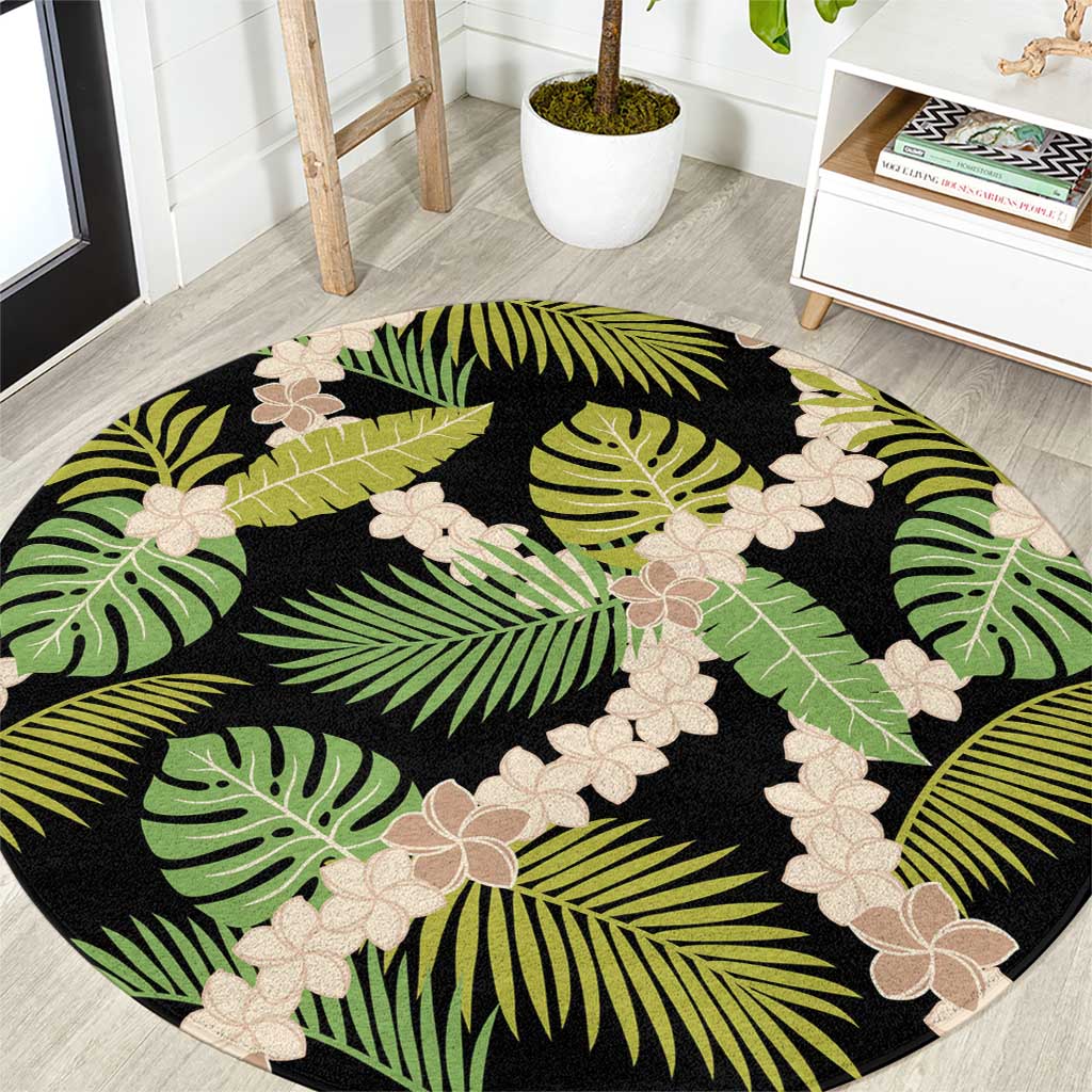 Black Hawaii Plumeria Lei With Tropical Leaves Round Carpet