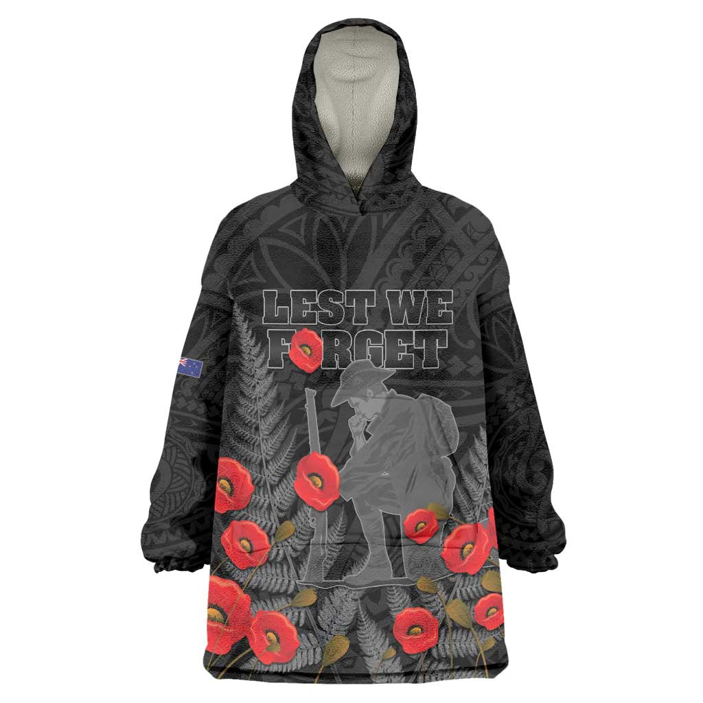 Personalised New Zealand ANZAC Day Wearable Blanket Hoodie Lest We Forget Soldier Memorial LT15 One Size Black - Polynesian Pride