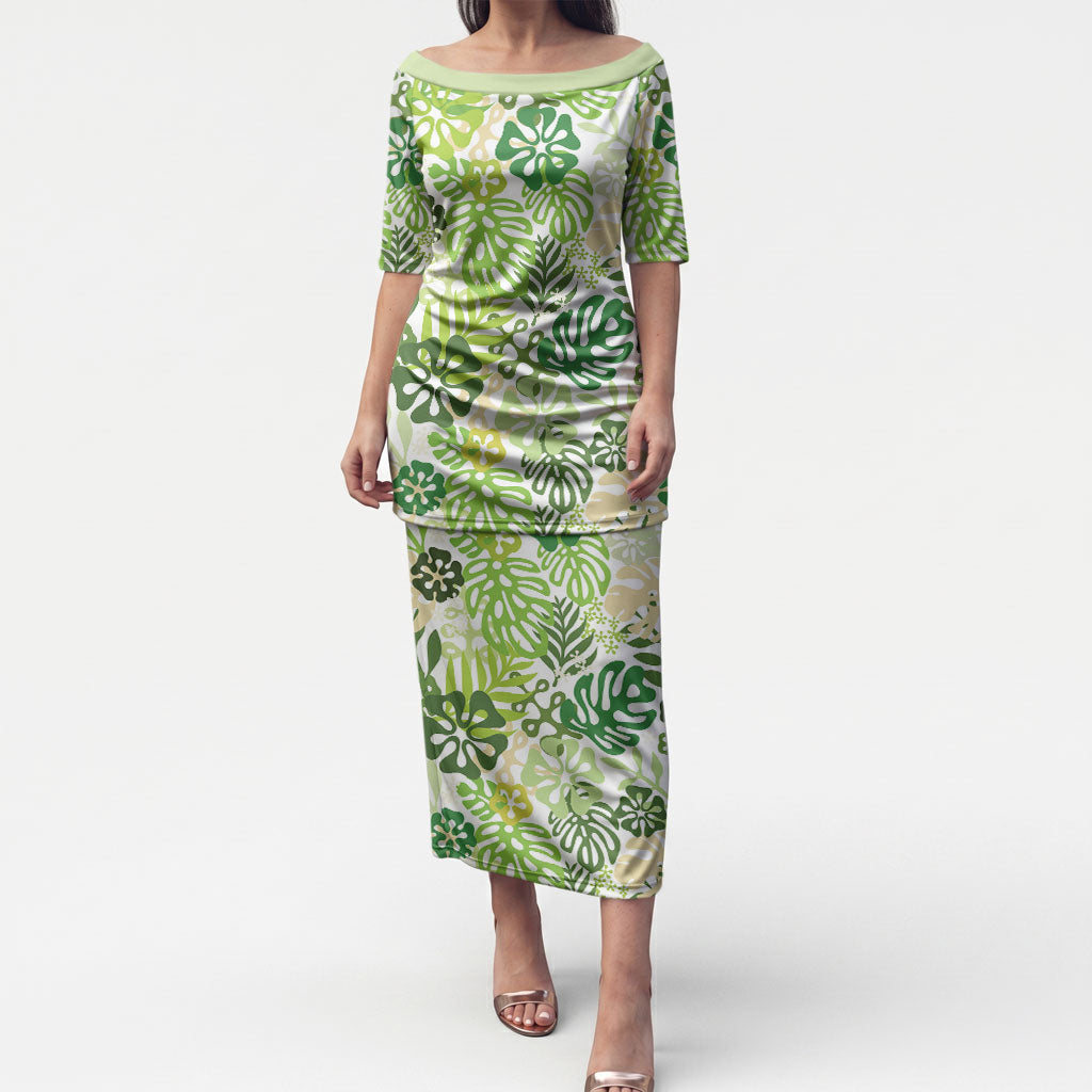 Green Aloha Hawaiian Puletasi Monstera Hibiscus Tropical Pattern