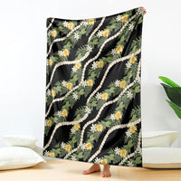 Hawaiian Pikake Maile Lei Blanket Tiare Hibiscus Kalo Palapalai Leaf Black LT19 - Polynesian Pride