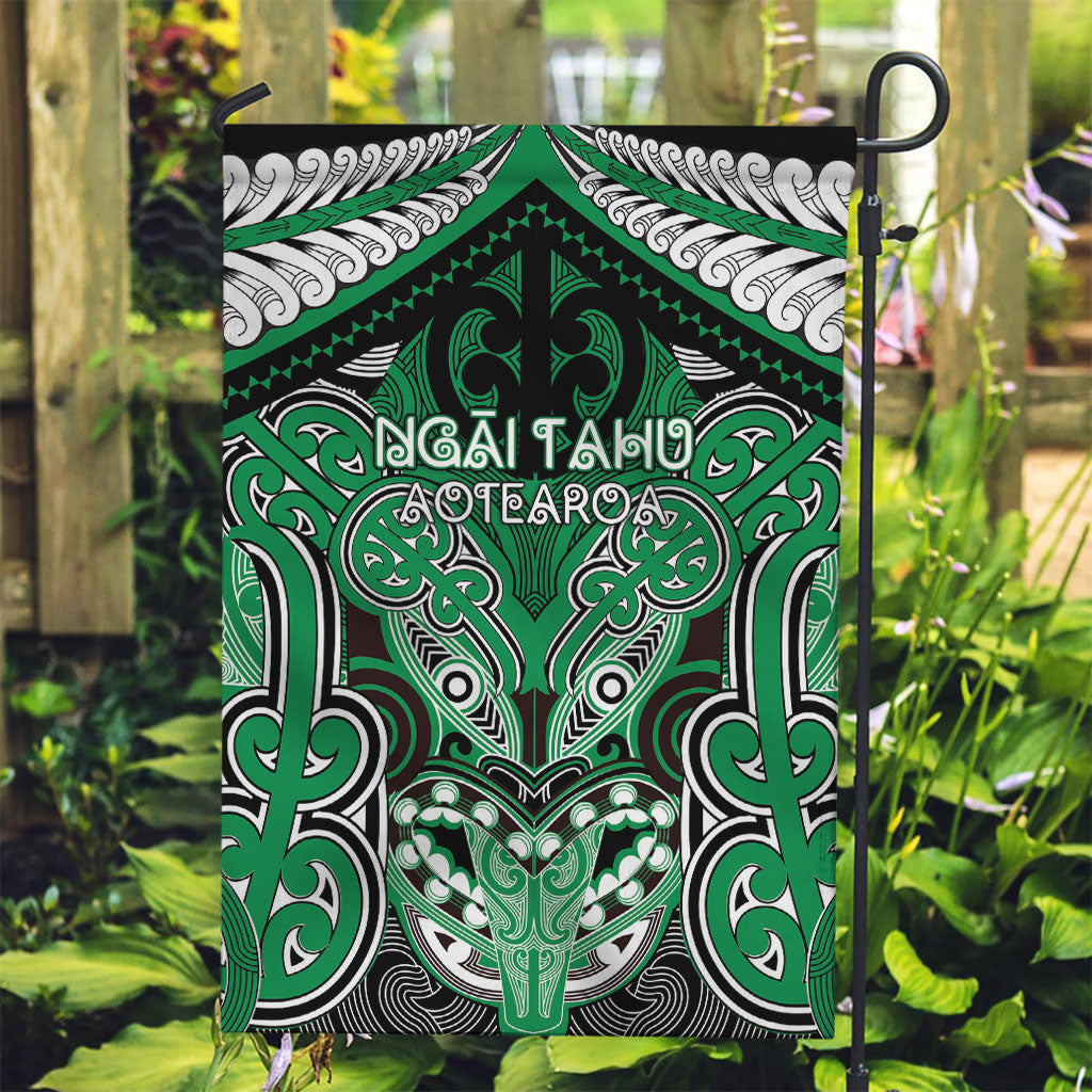 Aotearoa Iwi Ngai Tahu Garden Flag Maori Kowhaiwhai Pattern