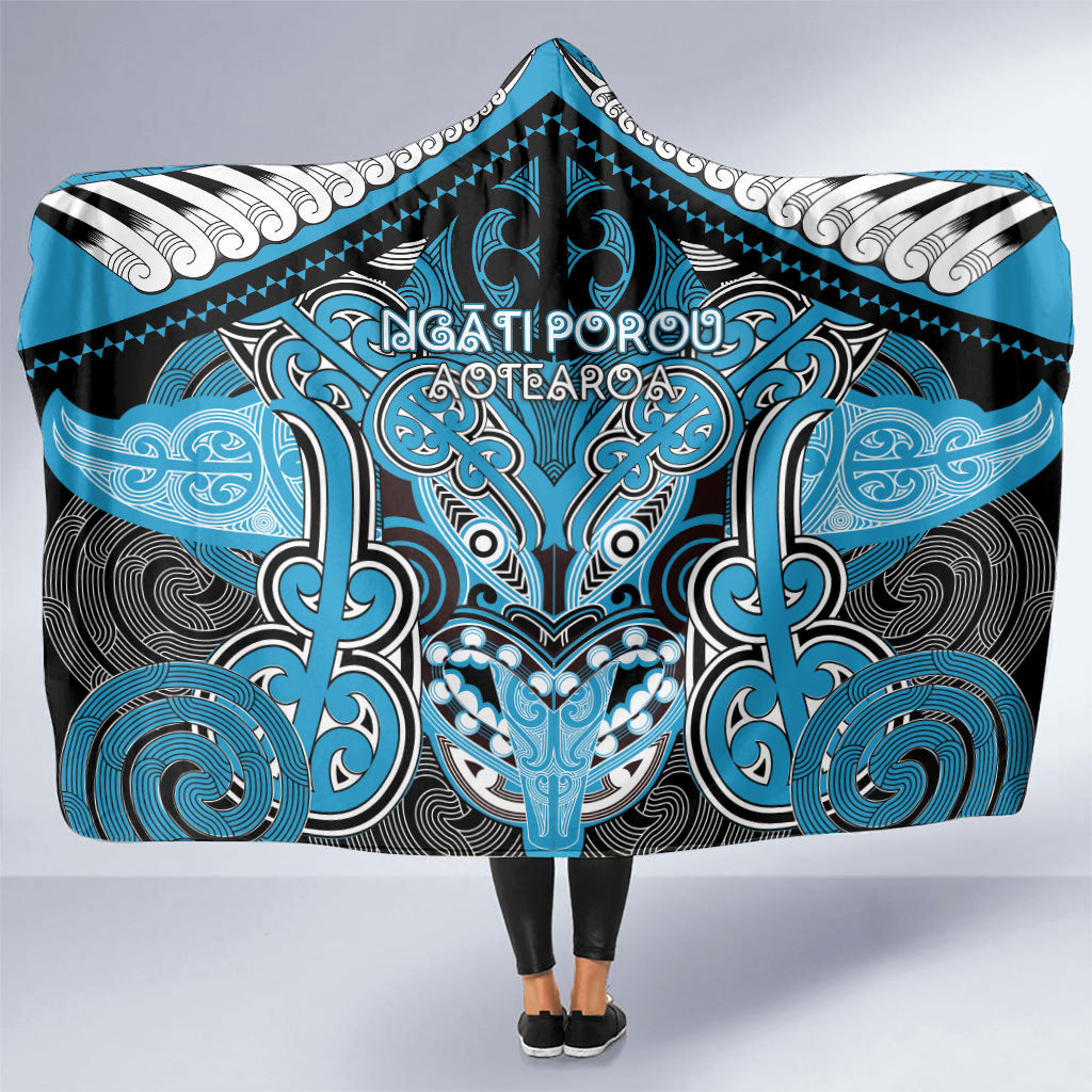 Aotearoa Iwi Ngati Porou Hooded Blanket Maori Kowhaiwhai Pattern