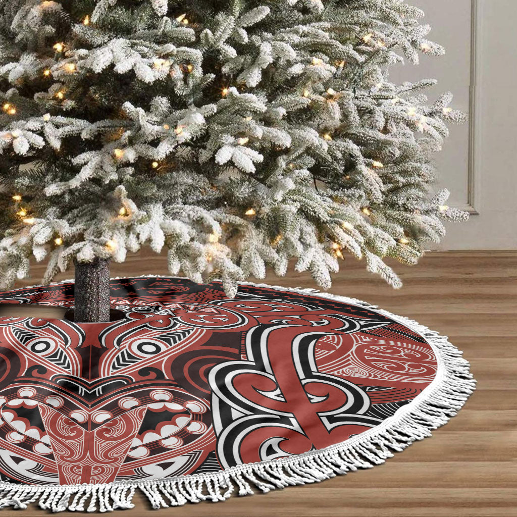 Aotearoa Iwi Rongowhakaata Tree Skirt Maori Kowhaiwhai Pattern
