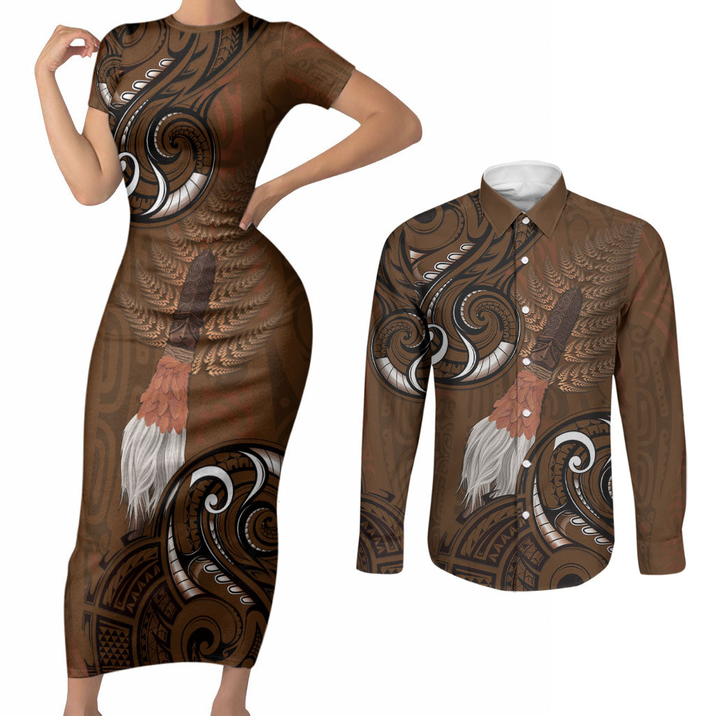 New Zealand Taiaha Couples Matching Short Sleeve Bodycon Dress and Long Sleeve Button Shirt Maori Weapon Silver Fern Maori Pattern