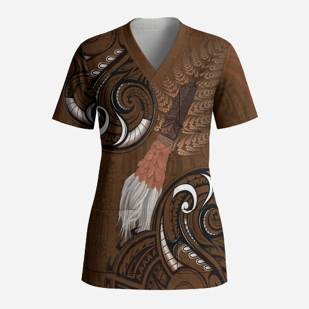 New Zealand Taiaha Scrub Top Maori Weapon Silver Fern Maori Pattern LT22 Adult Brown - Polynesian Pride