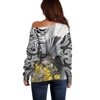 New Zealand Fantail Bird Off Shoulder Sweater Maori Piwakawaka Kowhai Maori Pattern