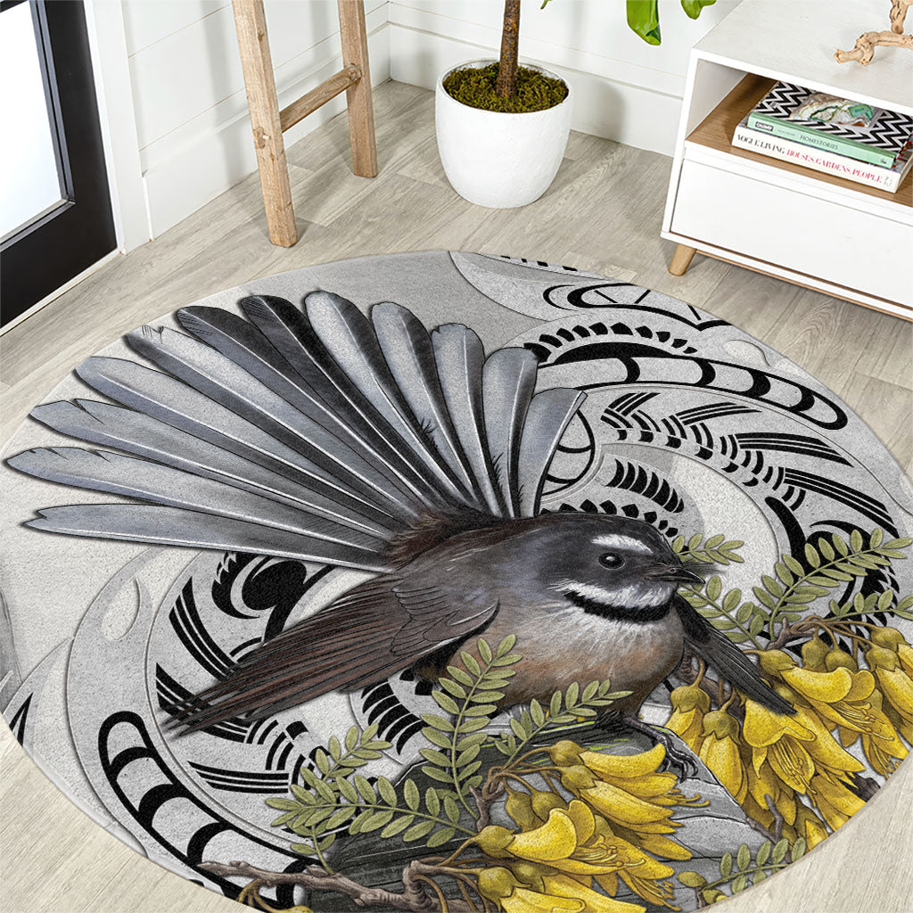 New Zealand Fantail Bird Round Carpet Maori Piwakawaka Kowhai Maori Pattern