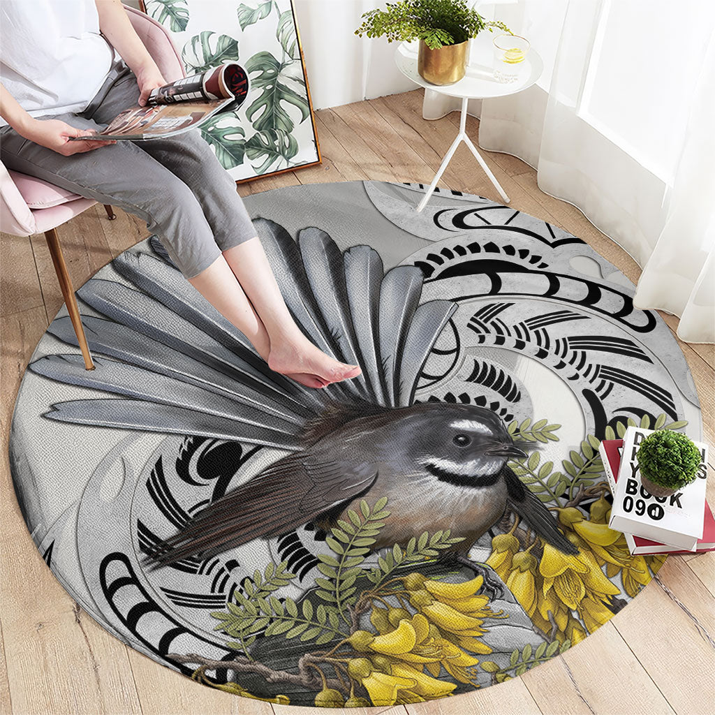New Zealand Fantail Bird Round Carpet Maori Piwakawaka Kowhai Maori Pattern