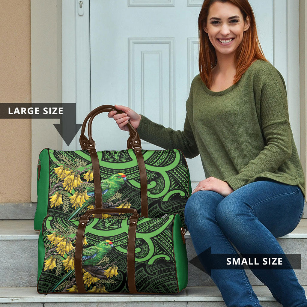 New Zealand Parakeet Bird Travel Bag Maori Kakariki Kowhai Maori Pattern