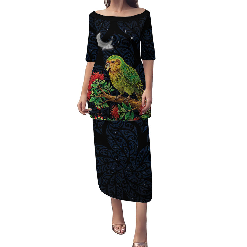 New Zealand Kakapo Matariki Personalised Puletasi Pohutukawa Flower Galaxy Maori Pattern LT22 Long Dress Black - Polynesian Pride