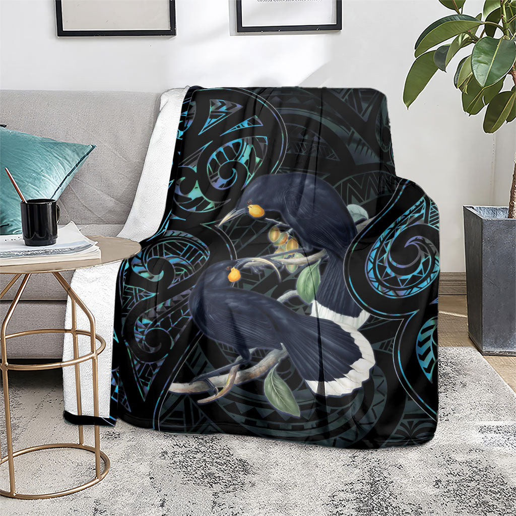 New Zealand Huia Bird Blanket Paua Shell Maori Pattern