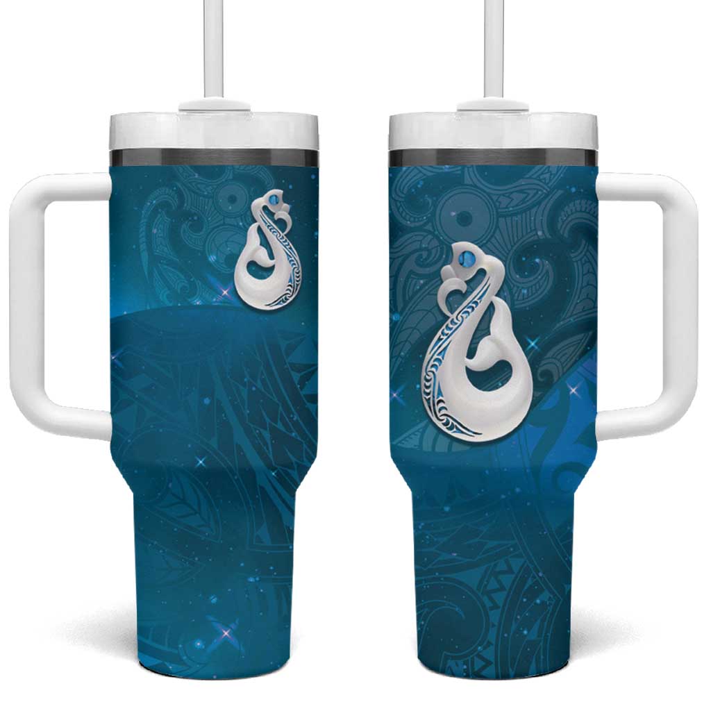 New Zealand Matariki Tumbler With Handle Maori Manaia Galaxy Silver Fern Blue Color LT22 One Size: 40 oz Blue - Polynesian Pride