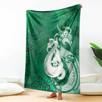 New Zealand Matariki Blanket Maori Manaia Galaxy Silver Fern Green Color LT22 - Polynesian Pride