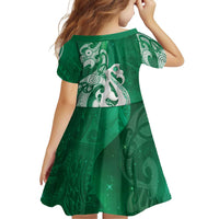New Zealand Matariki Family Matching Puletasi and Hawaiian Shirt Maori Manaia Galaxy Silver Fern Green Color