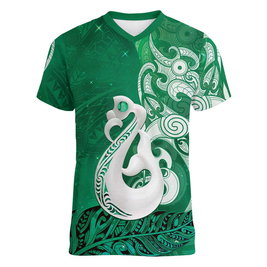 New Zealand Matariki Women V-Neck T-Shirt Maori Manaia Galaxy Silver Fern Green Color LT22 Female Green - Polynesian Pride