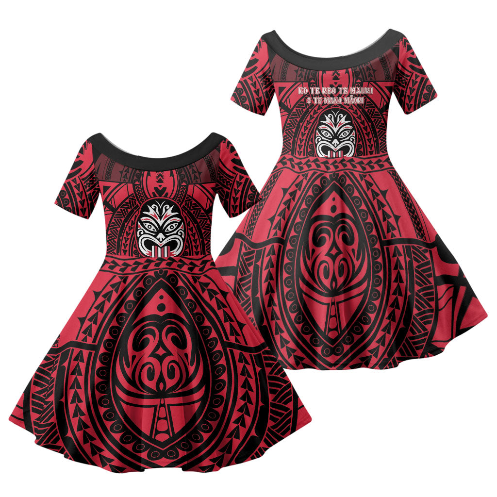 New Zealand Maori Language Week Family Matching Off Shoulder Maxi Dress and Hawaiian Shirt Te Wiki O Te Reo Maori Hei Tiki LT22 Daughter's Dress Red - Polynesian Pride
