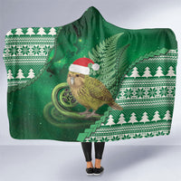 New Zealand Kakapo Christmas In July Hooded Blanket Silver Fern Santa Xmas Green Color