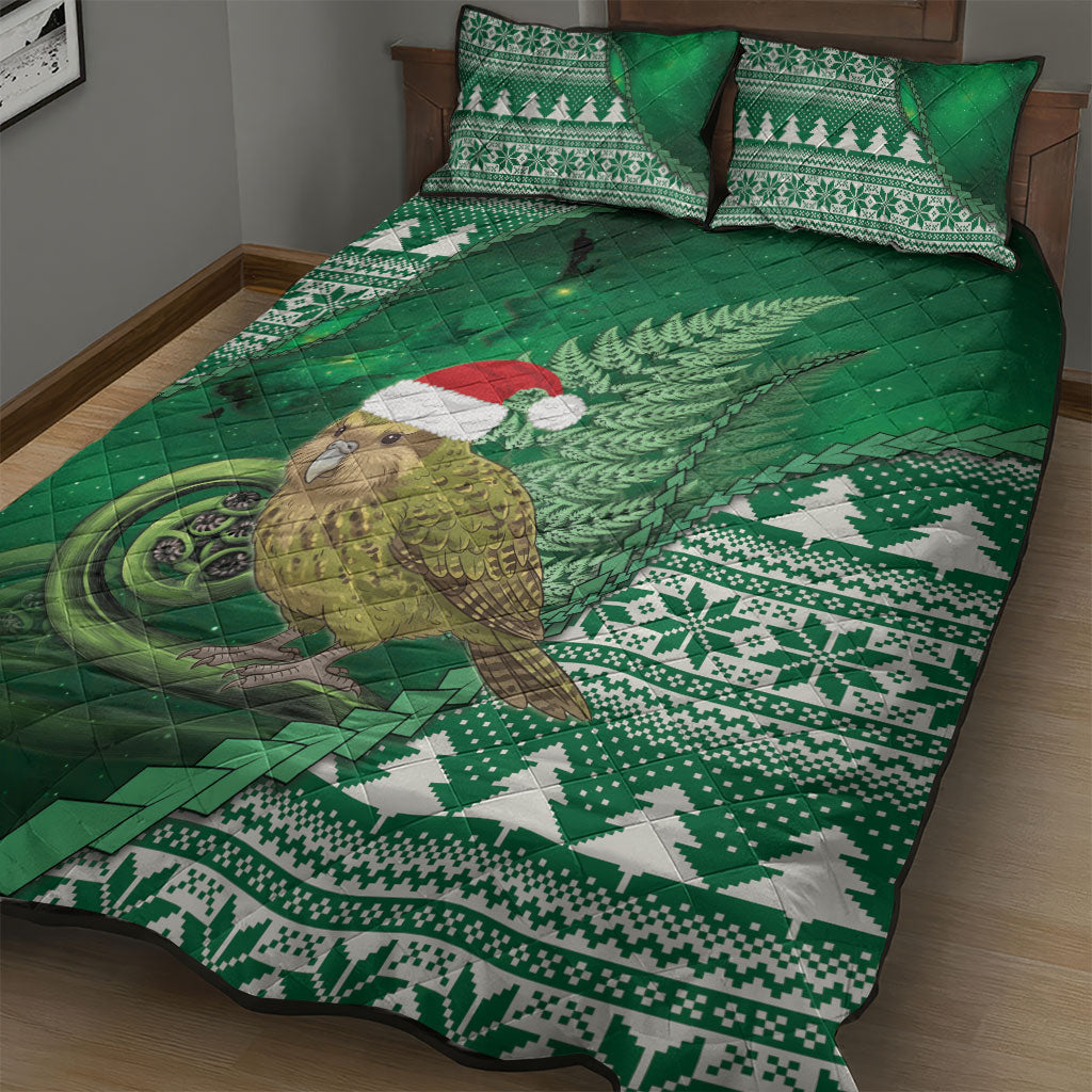 New Zealand Kakapo Christmas In July Quilt Bed Set Silver Fern Santa Xmas Green Color