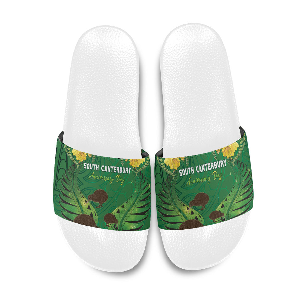 South Canterbury Anniversary Day Slide Sandals Kiwi Kowhai Silver Fern Maori Pattern LT22 Green - Polynesian Pride