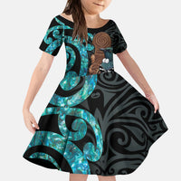 New Zealand Tui Bird Wahaika Kid Short Sleeve Dress Maori Weapon Paua Shell Koru Pattern