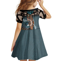 New Zealand Tui Bird Maripi Kid Short Sleeve Dress Maori Weapon Kowhaiwhai Pattern