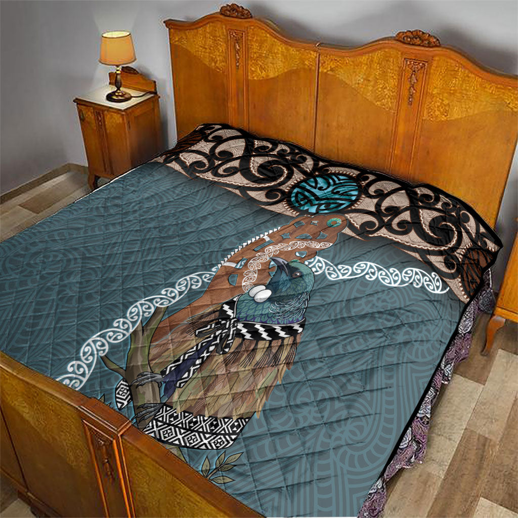 New Zealand Tui Bird Maripi Quilt Maori Weapon Kowhaiwhai Pattern