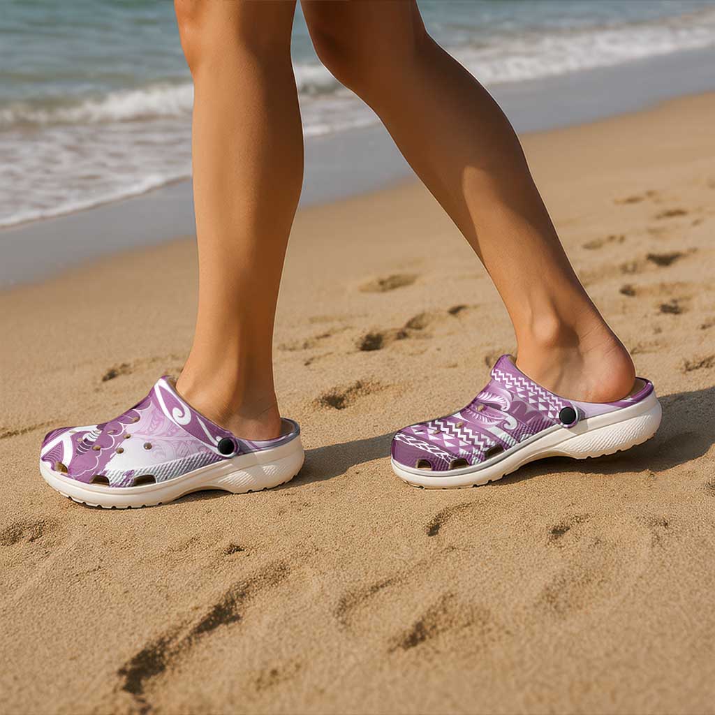 New Zealand Aotearoa Darts Masters Clogs Shoes Maori Art Tattoo with Tribal Dart Symbol Pink - Polynesian Pride