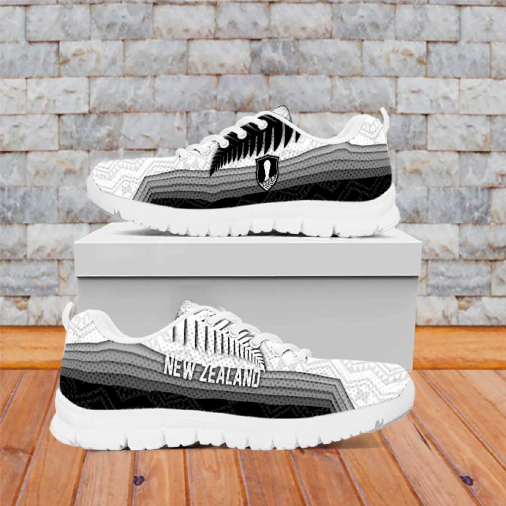 New Zealand Football Sneakers Silver Fern Maori Pattern Monochrome DT05 White - Polynesian Pride