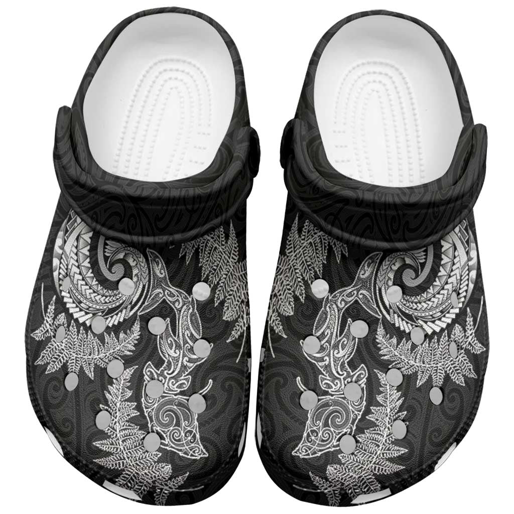 New Zealand Sea Animals with Maori Tribal Tattoo Clogs Shoes Shark Manta Ray with Silver Fern Black