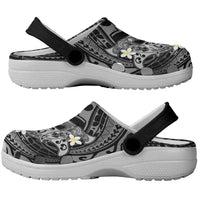Polynesia Hammerhead Shark Clogs Shoes Tropical Flowers Tribal Pattern Black - Polynesian Pride