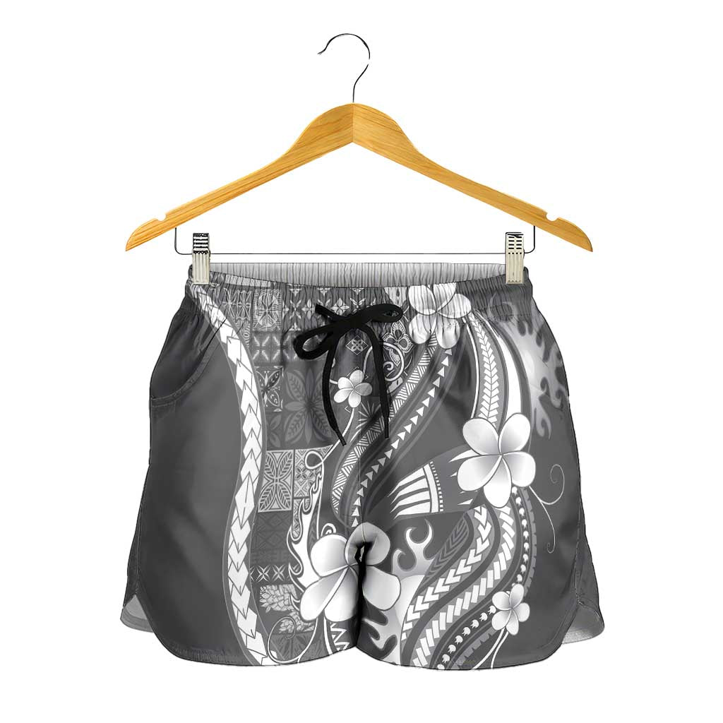 Samoa Siapo Tribal Pattern Shorts for Women Light Gray Polynesian Plumeria Tapa Motif LT9 - Polynesian Pride