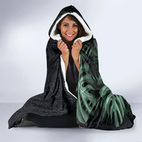Federated States Of Micronesia Hooded Blanket FSM Tropical Monstera Leaf Dark Tribal Pattern TS04 - Polynesian Pride