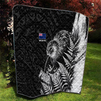 Personalized New Zealand Kiwi Bird Quilt Grunge Maori Tribal Pattern Silver Fern