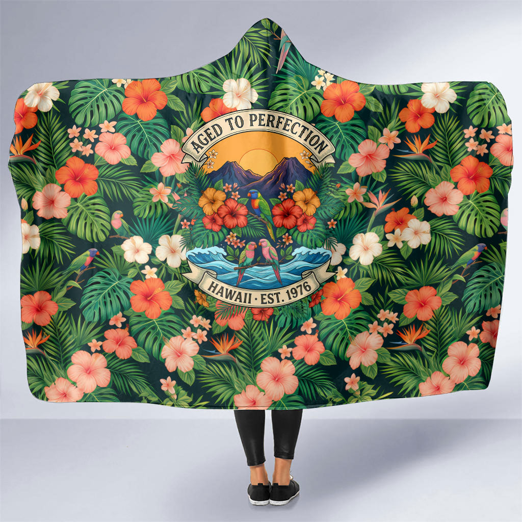Hawaii 50th Birthday Hooded Blanket Tropical Vintage Floral Hibiscus Parrot Island Sunset Art TS04 One Size Green Pink - Polynesian Pride
