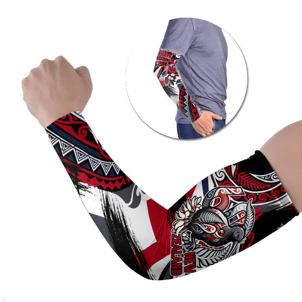 Personalized New Zealand 60th Birthday Arm Sleeves Maori Tribal Patterns Kiwi Bird Silver Fern Flag Graphic Art