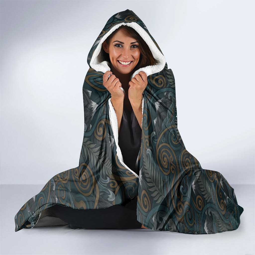 New Zealand is Calling and I Must Go Hooded Blanket Kiwi Bird Silhouette TS04 - Polynesian Pride