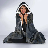 New Zealand She’ll Be Right Hooded Blanket NZ Slang No. 8 Wire Map Pattern TS04 - Polynesian Pride